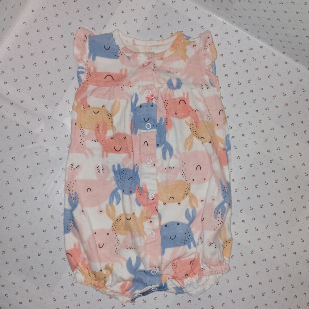 CARTER's:  Baby Girl's CRABS ALL OVER Snap-Up Romper / Onesie - Picture 2 of 4